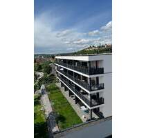 Hochwertige Mietwohnung in 93133 Burglengenfeld, teilmöbliert mit Südwest-Balkon