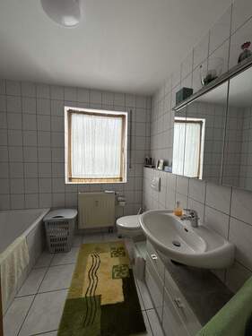 Badezimmer 1.jpeg - 