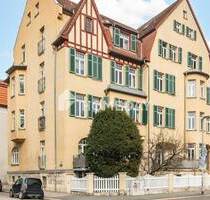 Klassik und Beständigkeit: Großzügige Altbauwohnung im Herzen Weimars