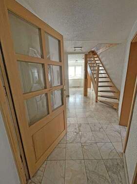 Bild 3 - 7 Zimmer Mehrfamilienhaus, Wohnhaus in Seeland OT Hoym