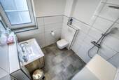 WC mit Dusche OG - 