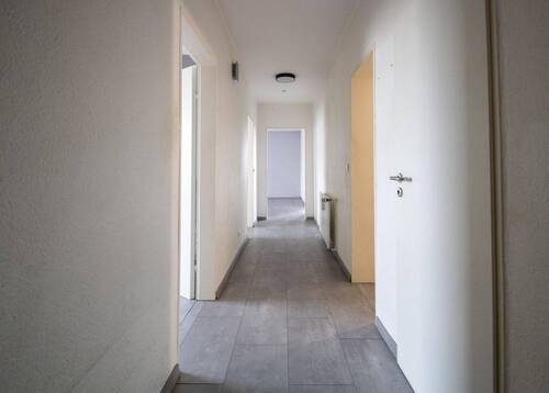 Eingang - 3 Zimmer Etagenwohnung zum Kaufen in Krefeld