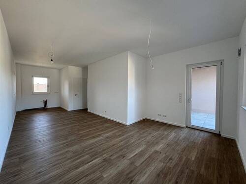 Wohn-Esszimmer mit Küchenbereich - 