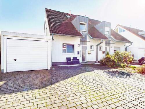 Vorderansicht - 5 Zimmer Doppelhaushälfte zum Kaufen in Wassenberg