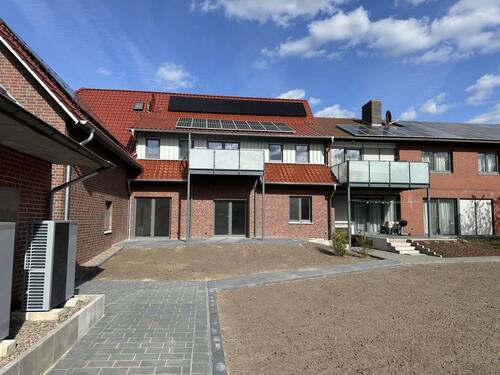 Ansicht Terrasse - Schöne neue 3 Zimmer Wohnung in Kirchdorf