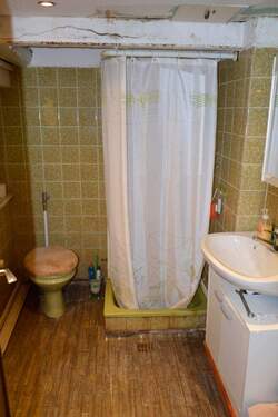 Bad/Dusche Erdgeschoss - 