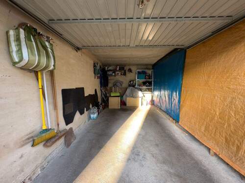 Garage - 