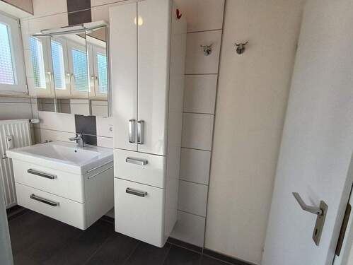 Badezimmer, kernsaniert 2015 - Etagenwohnung mit 104,00 m&sup2; in Nürnberg zum Kaufen