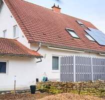 Familiäre Doppelhaushälfte mit kleinen charmanten Garten - Sprendlingen