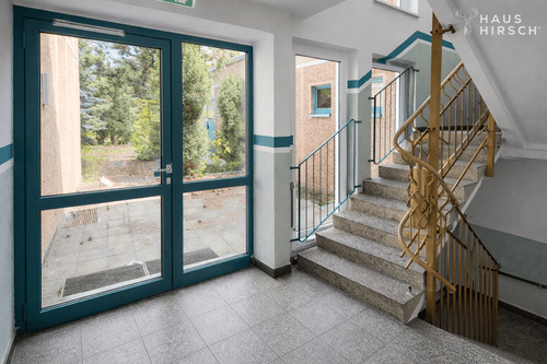 Eingangsbereich Bestandsgebäude - 