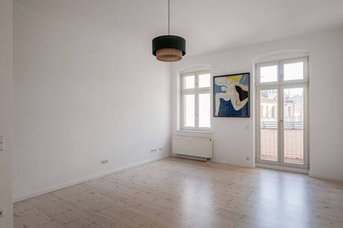 Weiteres Zimmer mit Balkonzugang - 4 Zimmer Etagenwohnung in Berlin