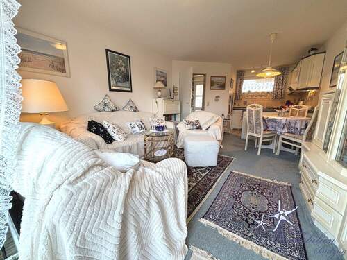 Wohnzimmer 1.1 - 2 Zimmer Etagenwohnung in Schönberg