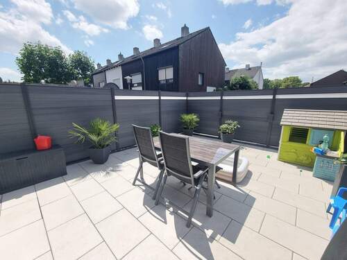 20230703_140737.jpg - NEUMANN - Schönes Reihenmittelhaus in guter Lage