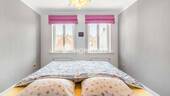 2. OG Schlafzimmer 1 - 