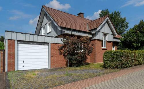 Frontansicht - 5 Zimmer Einfamilienhaus zum Kaufen in Selm