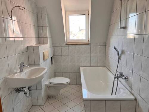 Badezimmer - 2 Zimmer Etagenwohnung in Plauen