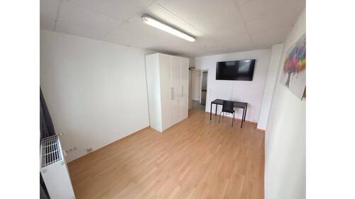 Zimmer links - 