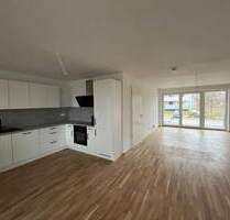 Helle 5-Zimmer-Wohnung mit großem Garten und EBK! - Schweinfurt Musikerviertel und amerik. Siedlung Helle 5-Zimmer-Wohnung mit großem Garten und EBK! - Schweinfurt Musikerviertel und amerik. Siedlung