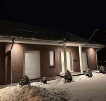 Exklusiver Bungalow mit 3 Schlafzimmer, 2 Bäder, Doppelgarage und Ausbaureserve - Tostedt Todtglüsingen