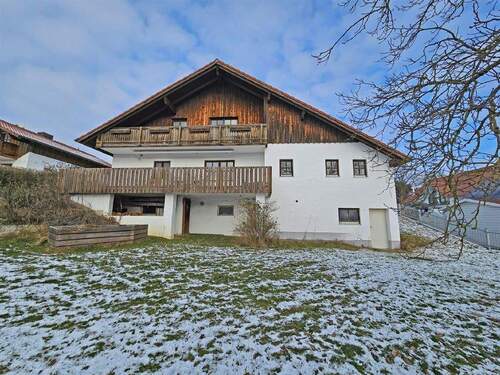 Bild1 - Viel Platz für die Familie! Landhaus lässt Ihre Träume wahr werden.