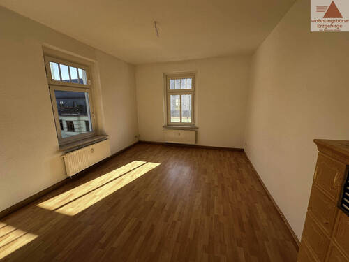 Schlafen - 3 Zimmer Etagenwohnung zur Miete in Wilkau-Haßlau