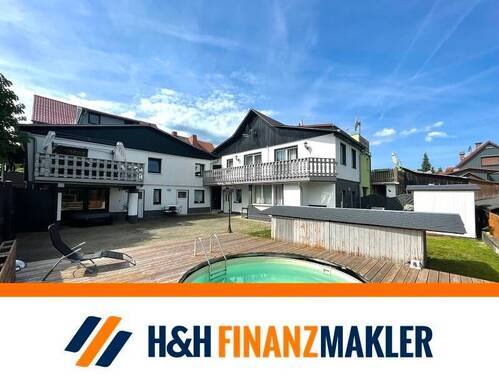 Titelbild - Individuelles Wohnhaus mit Pool in Finsterbergen