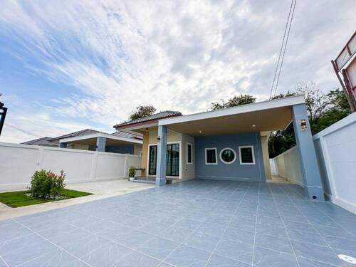 Bild 2 - 4 Zimmer Mehrfamilienhaus, Wohnhaus zum Kaufen in Nakhon Ratchasima