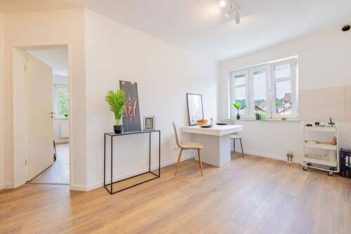 Bild 2 - 4 Zimmer Etagenwohnung zur Miete in Niestetal