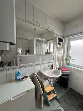 Modernes Badezimmer - 