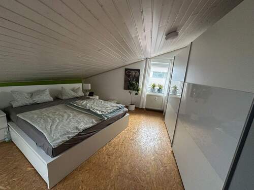 Gemütliches Schlafzimmer - 