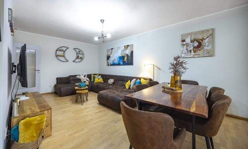 Wohn-/Essbereich weitere Ansicht - 4 Zimmer Etagenwohnung in Meerbusch