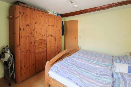 Schlafzimmer1 - 