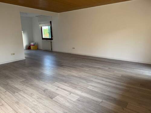 Wohnen mit Blick zum Essbereich - 