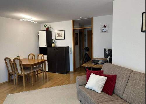 Wohnzimmer - 2 Zimmer Etagenwohnung in Heidenheim an der Brenz