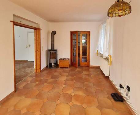 Esszimmer mit Blick zur Küche - 