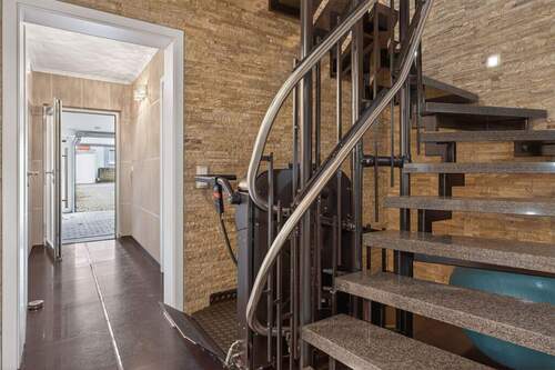 stufenloser Hauszugang + Lift - 