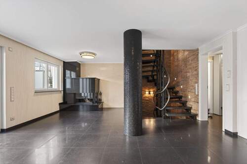 offen und lichtdurchflutet - 4 Zimmer Reihenmittelhaus in Stuttgart