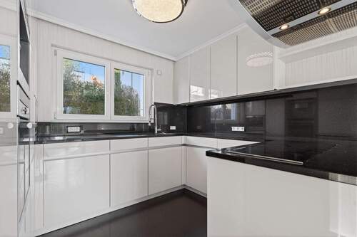 hochwertige Leicht-Küche - 