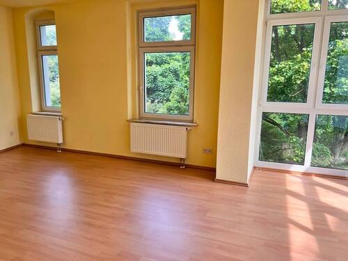 Wohnzimmer (26) - Etagenwohnung mit 67,10 m&sup2; in Plauen zur Miete