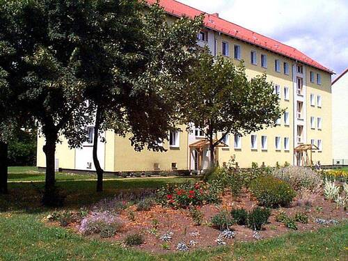 Hausansicht 1 - Wohnungsangebot Leipziger Straße 42