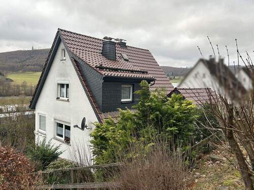 Bild 3 - 5 Zimmer Einfamilienhaus in Dietzhölztal / Ewersbach