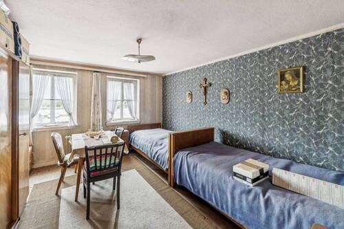 Schlafzimmer - Einfamilienhaus mit 240,00 m&sup2; in Miltenberg zum Kaufen