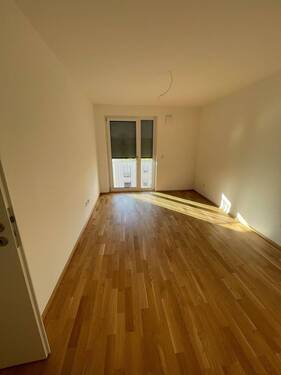 Kinderzimmer - Moderne 3-Zimmer mit Einbauküche, Balkon und Tiefgarage