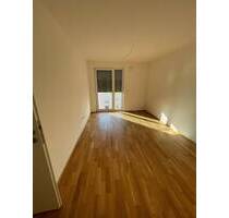 Moderne 3-Zimmer mit Einbauküche, Balkon und Tiefgarage - Stein