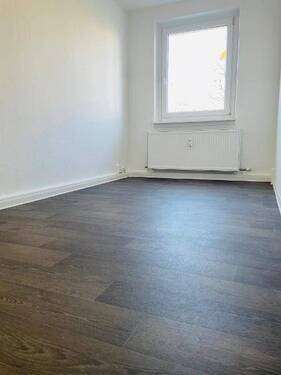 Zimmer 3 - 