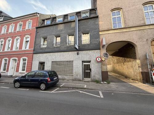 Aussenansicht - WOHNGESCHÄFTSHAUS MIT 1-3 WOHNEINHEITEN, EINEM LADENLOKAL UND LAGERFLÄCHEN IN KREFELDCITY ZU KAUFEN!