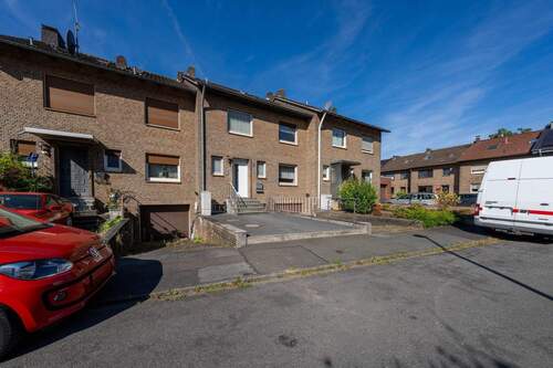 Frontansicht - 5 Zimmer Reihenmittelhaus zum Kaufen in Lünen