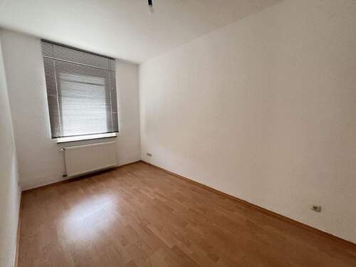 Wohnbeispiel 2. OG - Gewerbeobjekt (Büro, Produktion, Verkauf) in Mönchengladbach