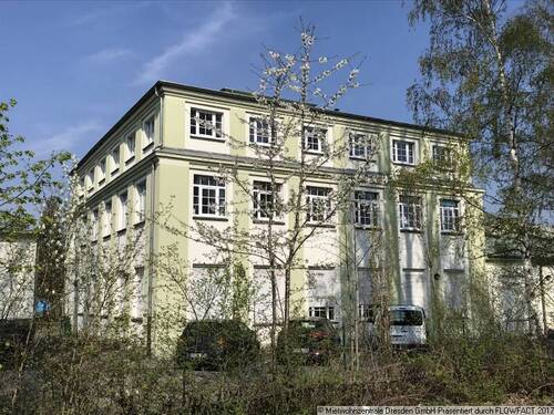 Bürohaus - Ansicht Ost - 