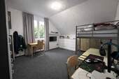 Schlafzimmer DG - 